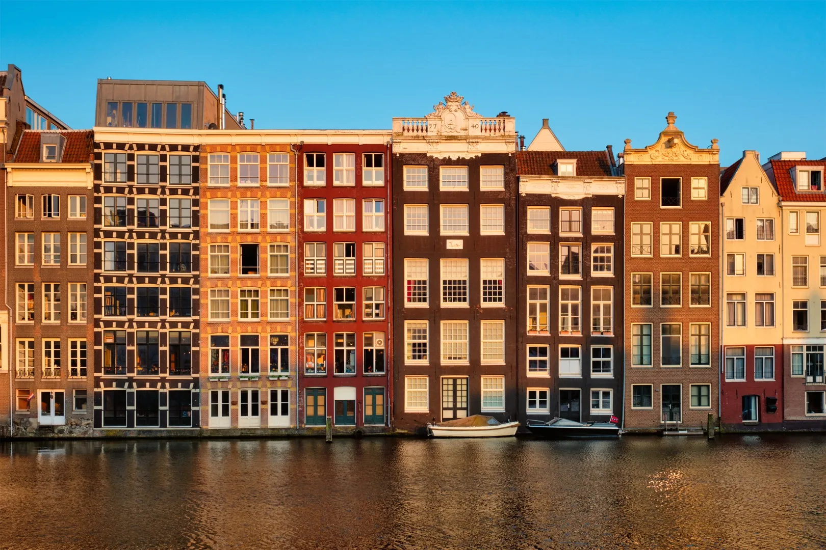 Best Schools in Amsterdam: Complete Guide 2026