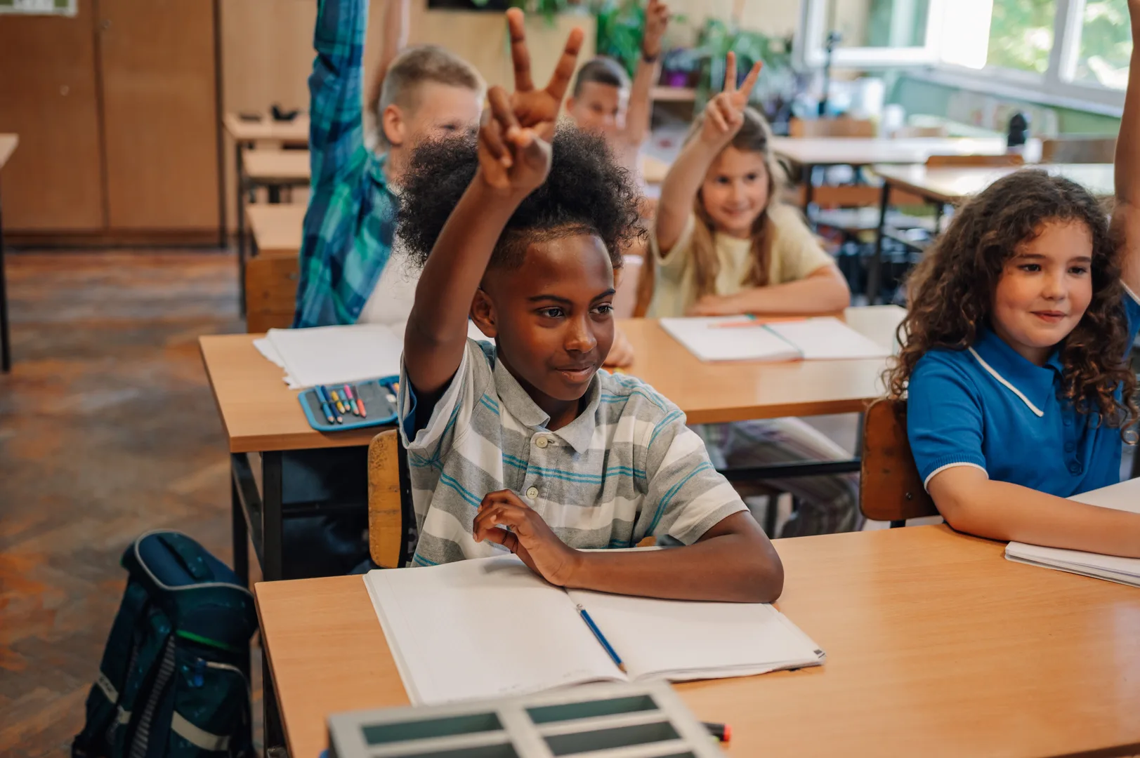 Practical guide to choosing the right school in Hong Kong. Compare IB, British, American curricula, understand admissions, and find the best area for your family.