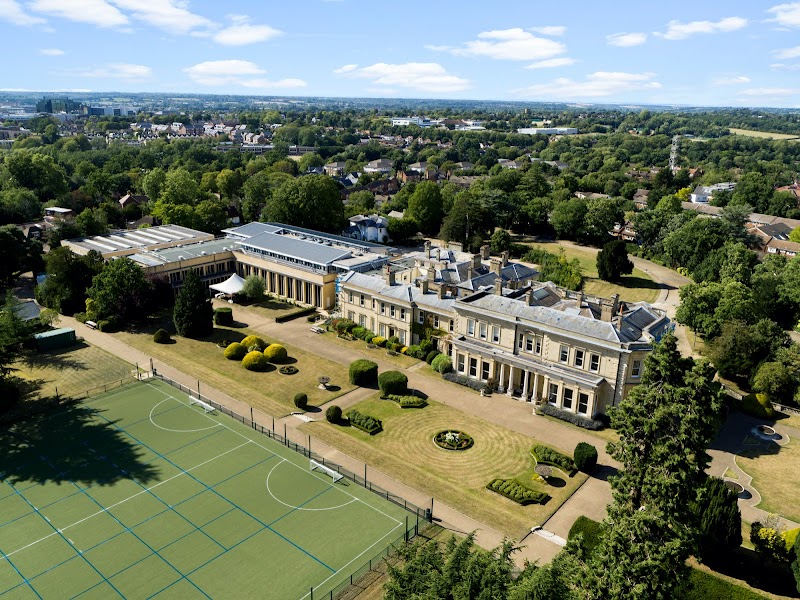 ACS Hillingdon International School