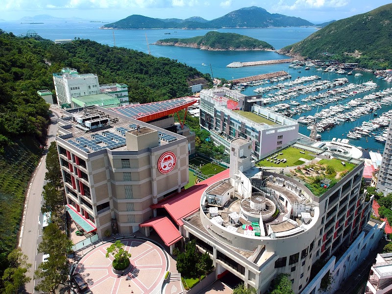 Canadian International School of Hong Kong (CDNIS)