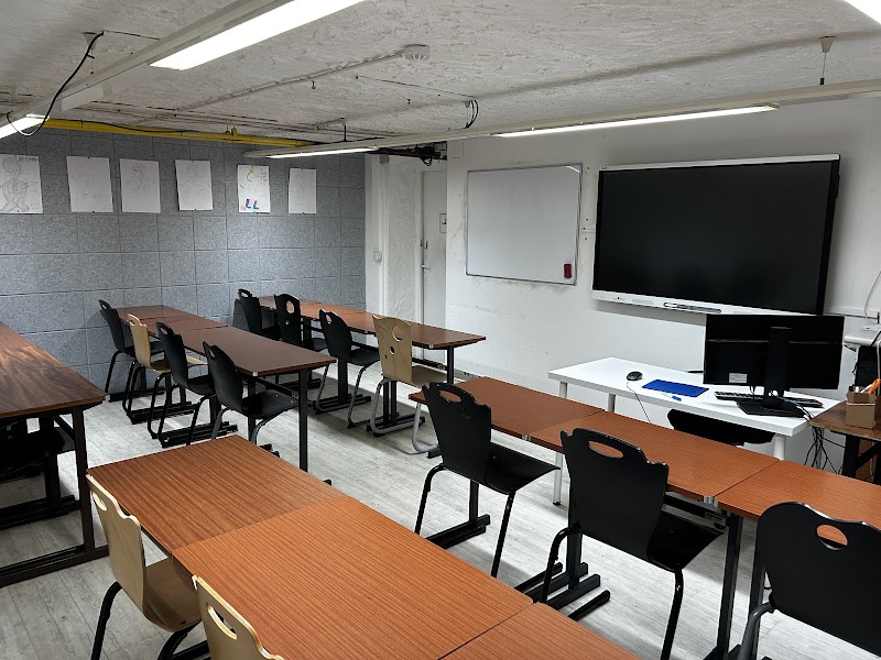 Kingsworth International School